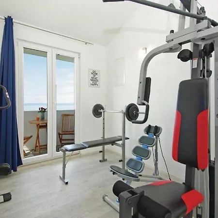 Noura In Makarska, Private Pool,gym מאקרסקה