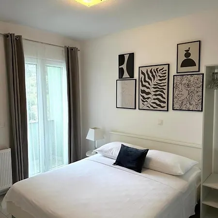 Noura In Makarska, Private Pool,gym * Makarska