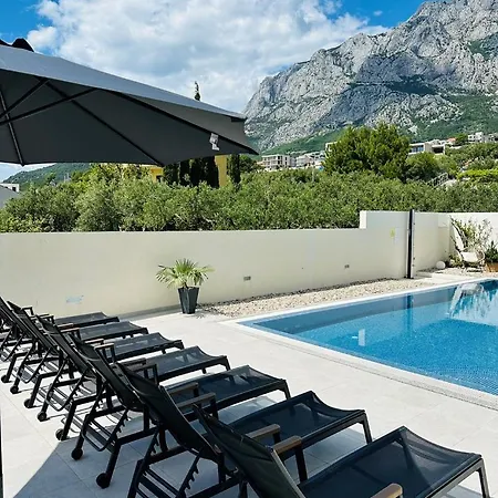 Villa Noura In Makarska, Private Pool,gym