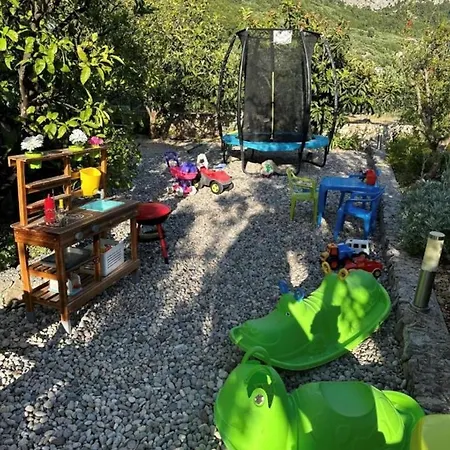 Noura In Makarska, Private Pool,gym Villa Makarska