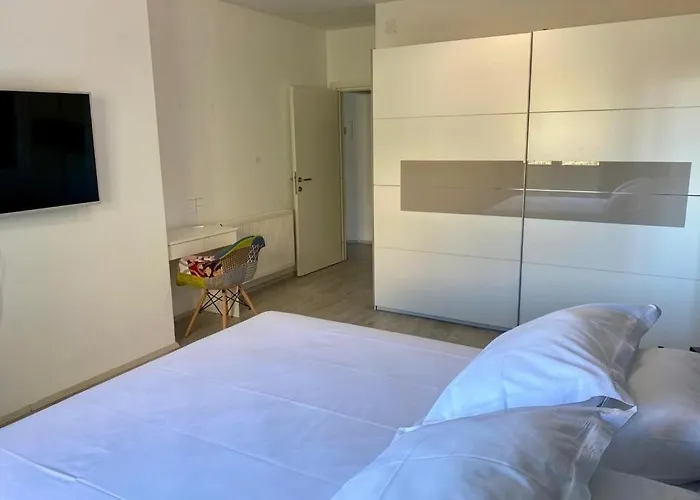 Noura In Makarska, Private Pool,gym Вілла *